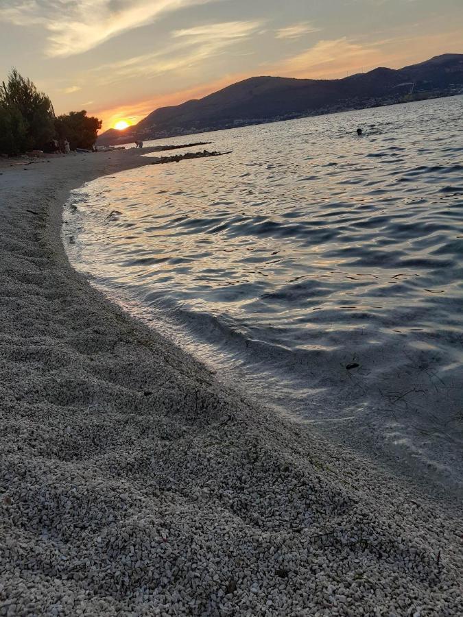 Apartman Pontis Okrug Gornji Trogir Eksteriør billede